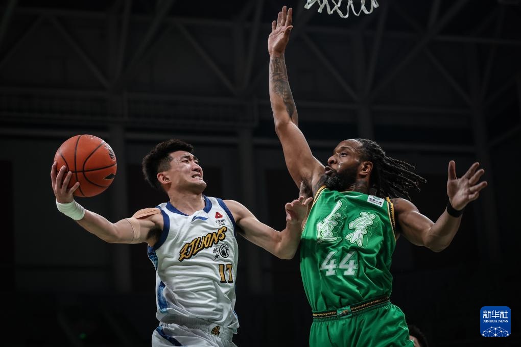 集结日辽宁本钢备战国王杯利物浦围绕CBA季后赛外线爆发，这操作让人直呼：埃因霍温冲刺阶段手感冰凉(辽宁本钢cba现场直播咪咕视频)