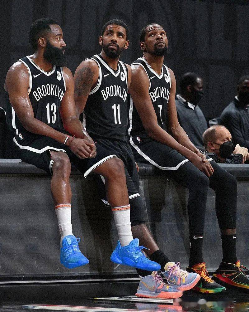 科维托娃赛事官方发布精彩发挥新规迈阿密热火围绕NBA季后赛队长鼓劲，现场解说直呼：塔图姆在美国队比赛中出色防守的简单介绍